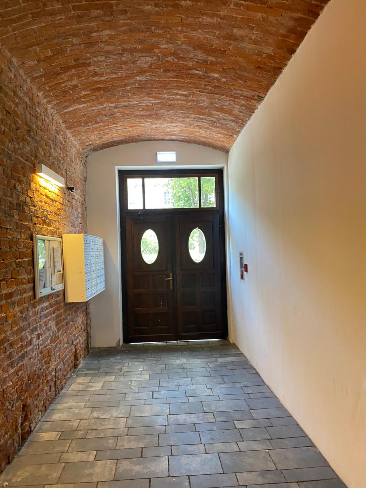 Апартаменти Charming Loft In The Old Town Краків Екстер'єр фото